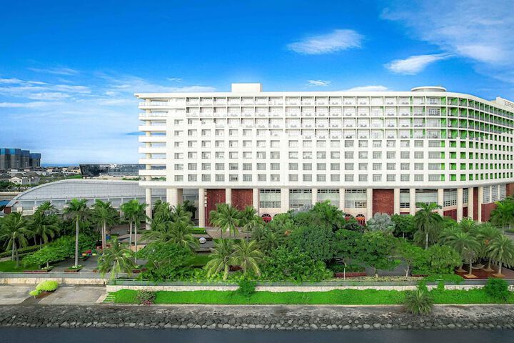 Hotel 93 of 103