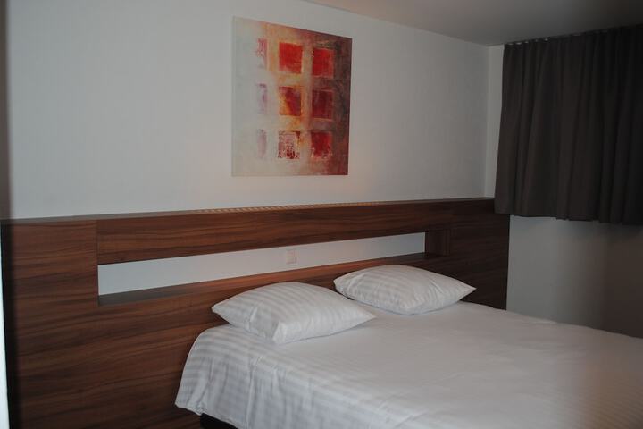 Room 20 of 77