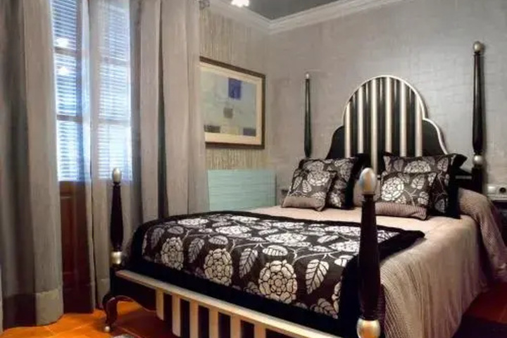 Room 3 of 11