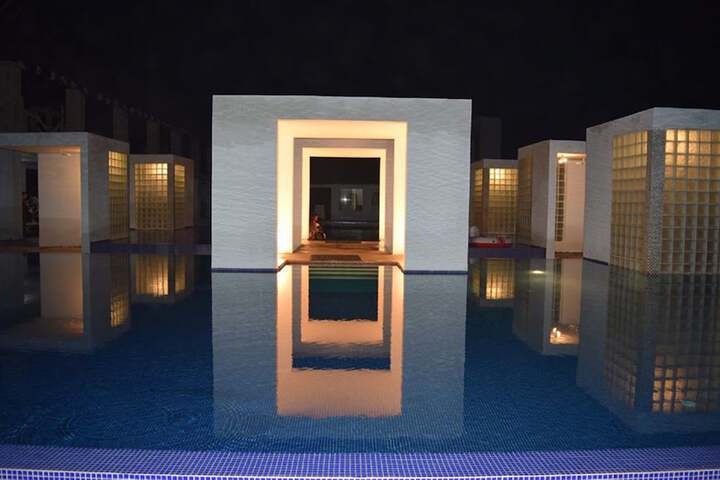Pool 46 of 69