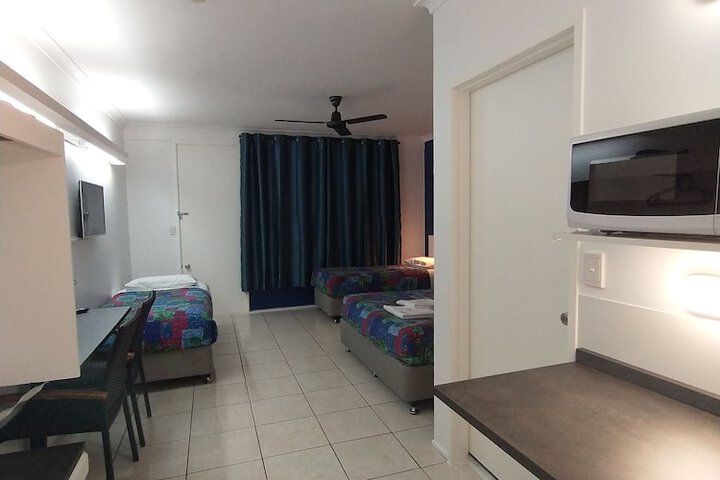 Room 52 of 109