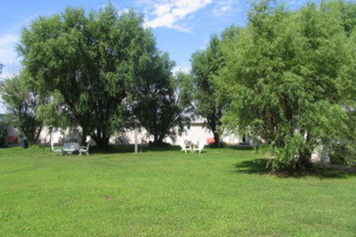 Hotel Exterior 8 of 16