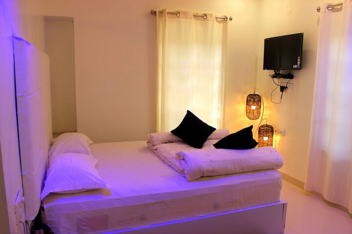 Room 32 of 72