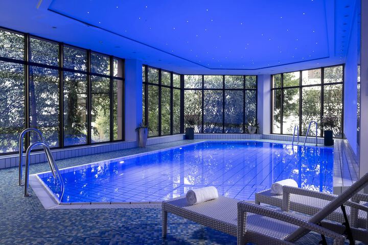 Pools & Facilities