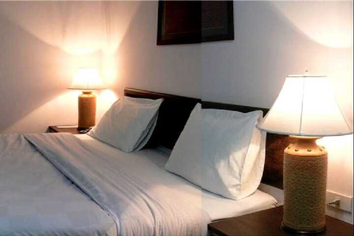 Room 8 of 23