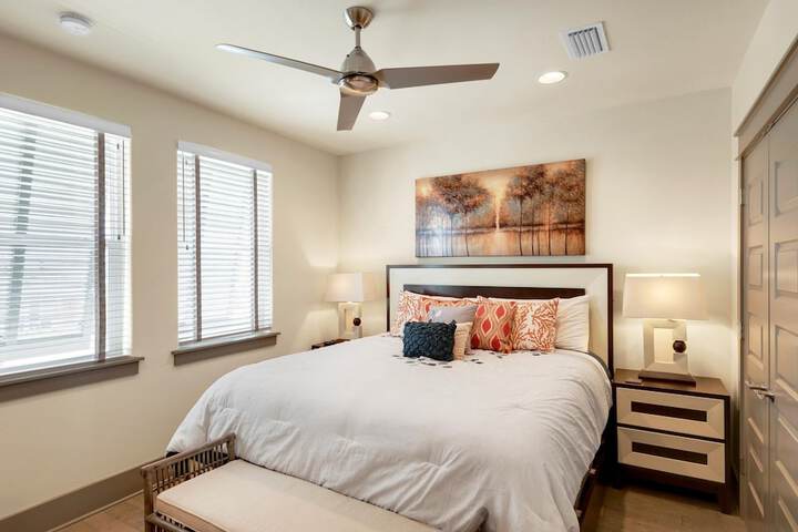 Room 10 of 47