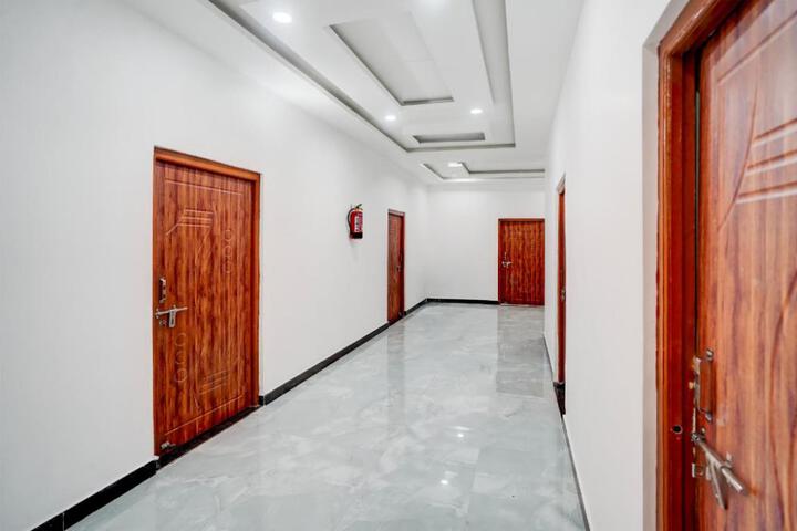Hotel O Hotal RK Palace