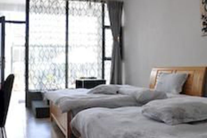 Room 34 of 76