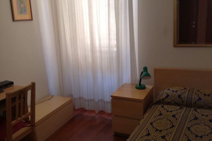 Room 13 of 60
