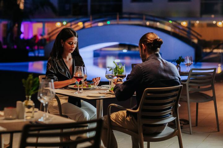 Dining 100 of 110