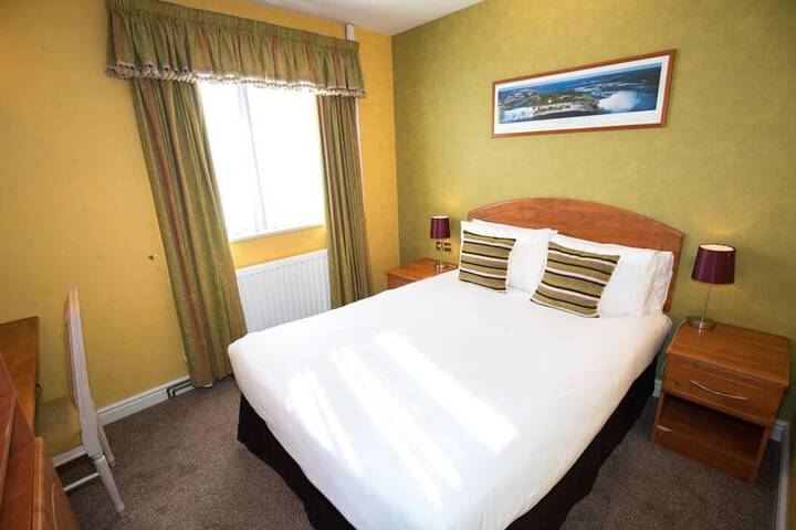 Room 21 of 53