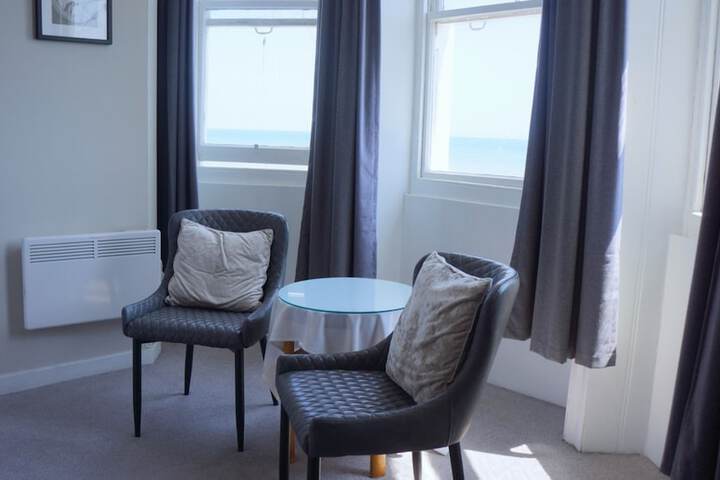 Room 116 of 162