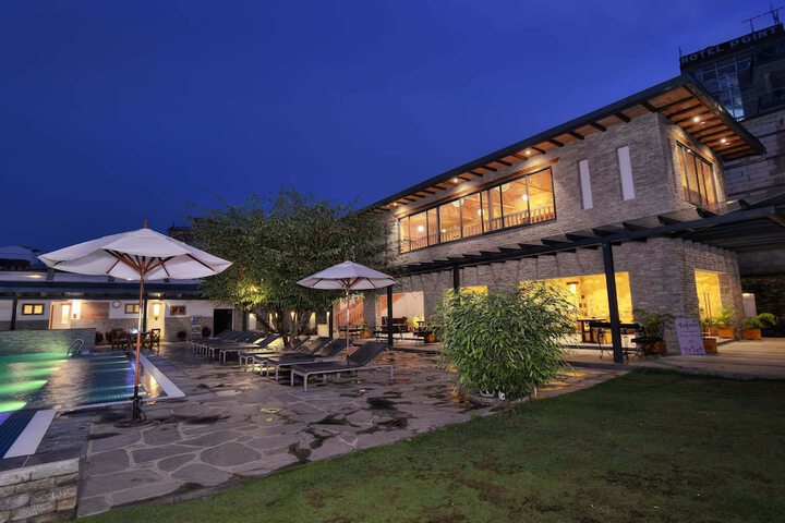 Pool Hotel
