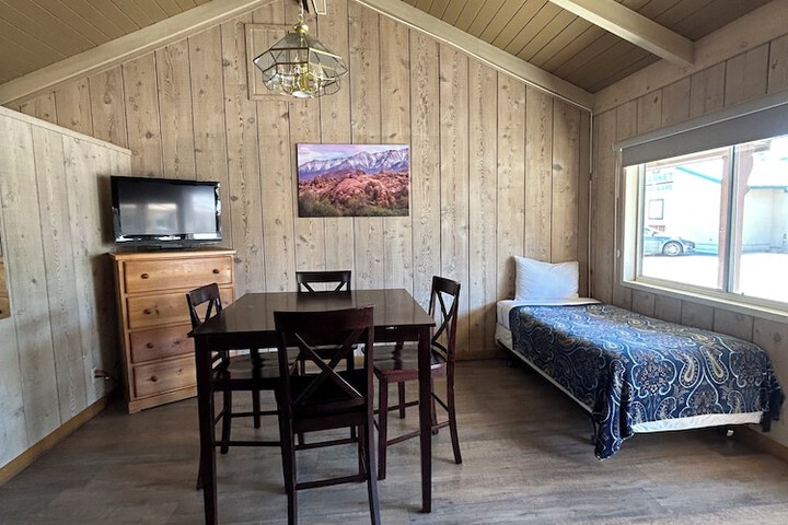 Room 13 of 65