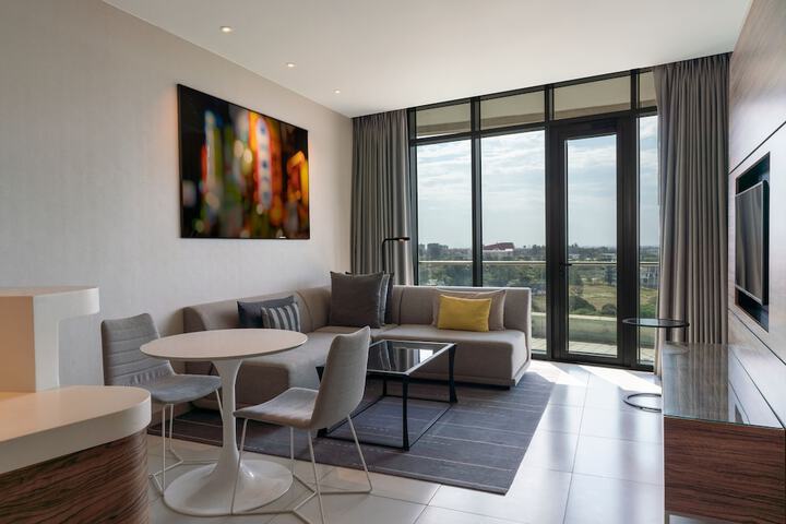 Room 100 of 309