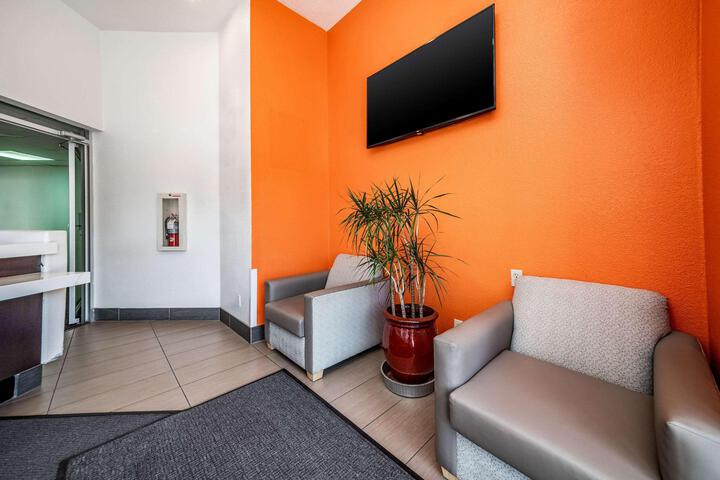 Hotel Interior 15 of 115