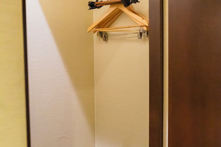 Room 158 of 257