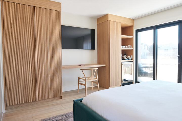 Room 15 of 129