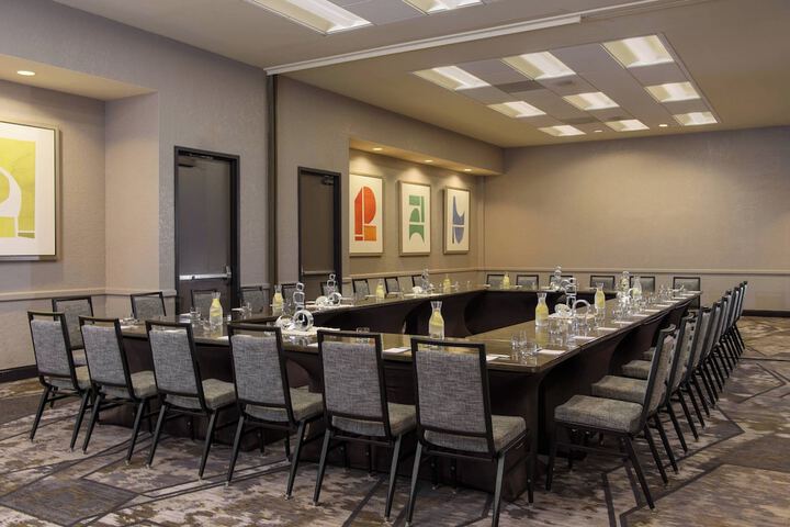 Meeting facility