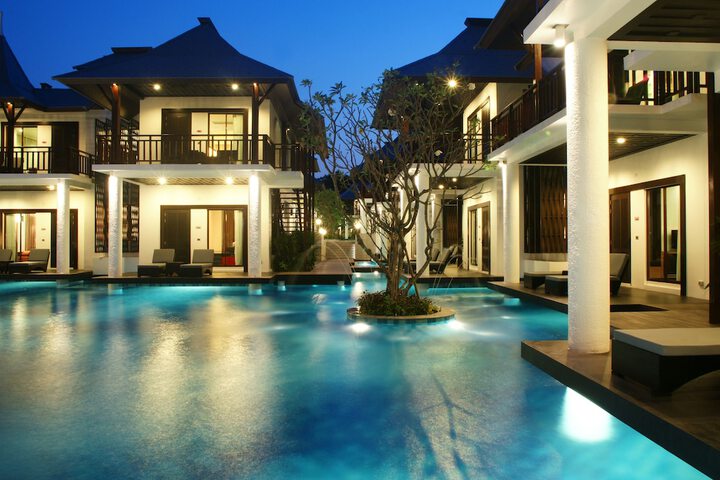 Pool 43 of 64