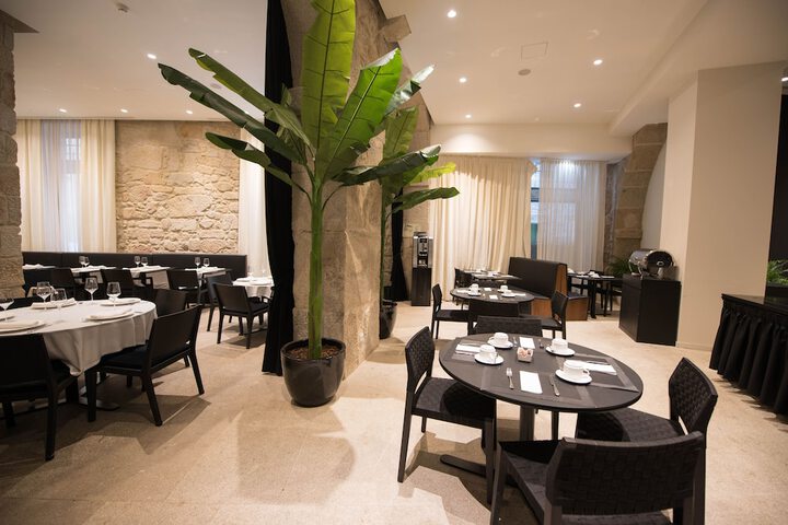 Dining 47 of 78