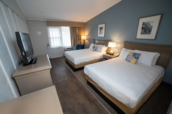 Deluxe 2 Queen Beds Mountain View (2 of 9)