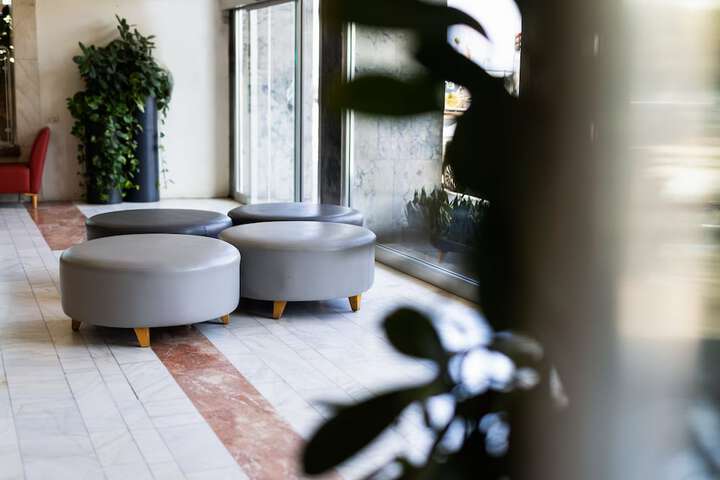 Entrance & Lobby