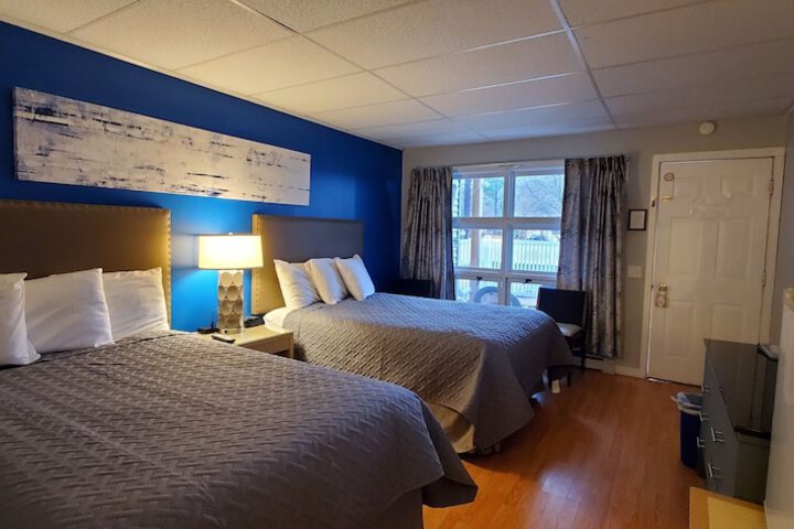 Room 11 of 83