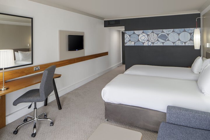 Room 14 of 88