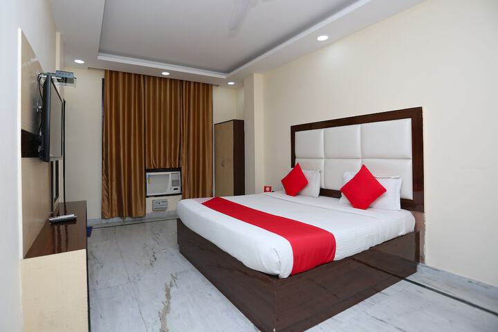Room 21 of 31