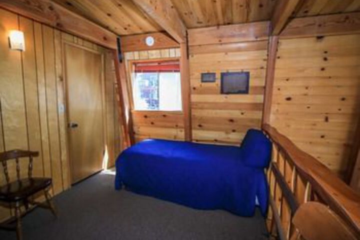 Room 16 of 50