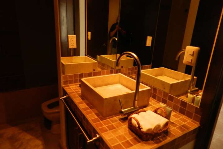 Room 19 of 22