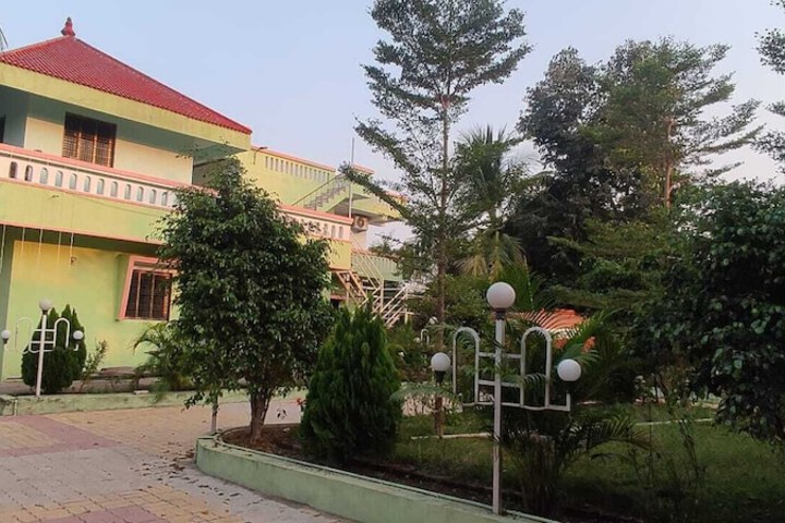 Hotel 43 of 62