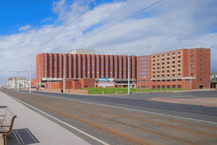 Hotel 84 of 88
