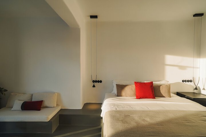 Room 9 of 71