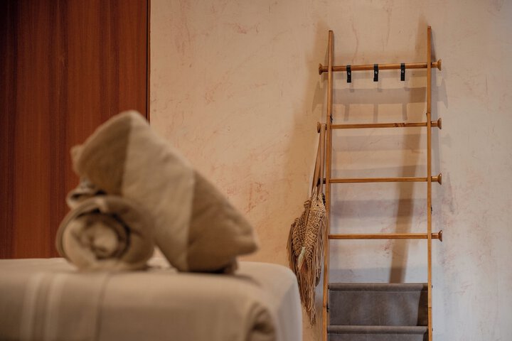 Room 10 of 78