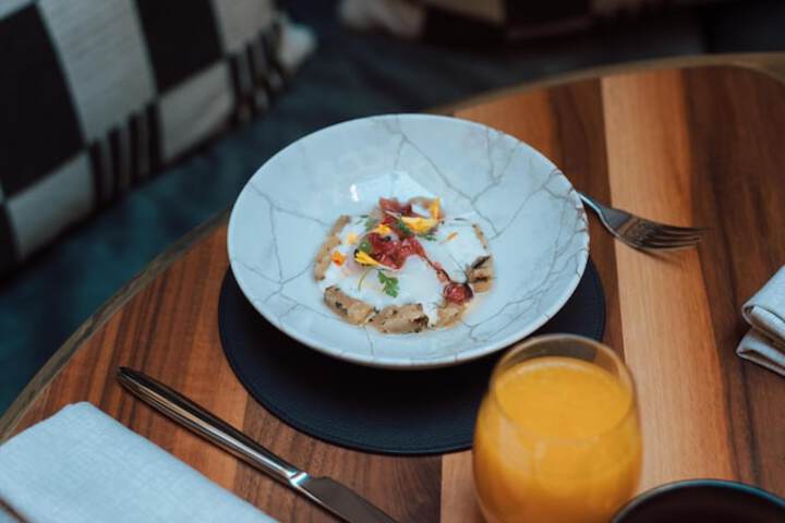 Breakfast/Coffee Service 62 of 121