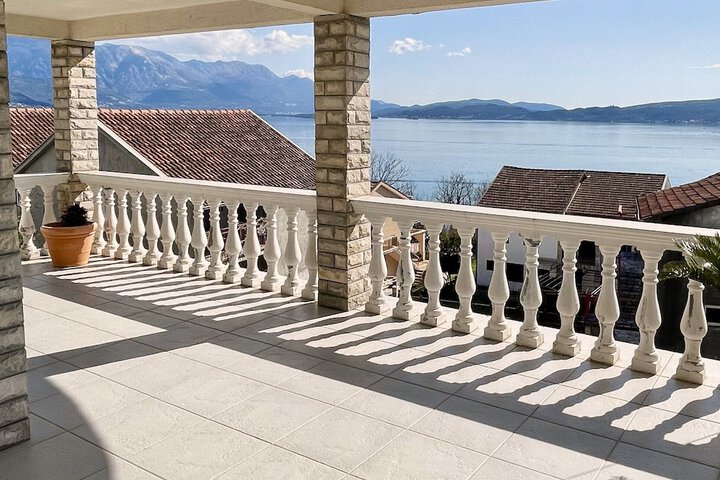 Terrace/Patio 96 of 97