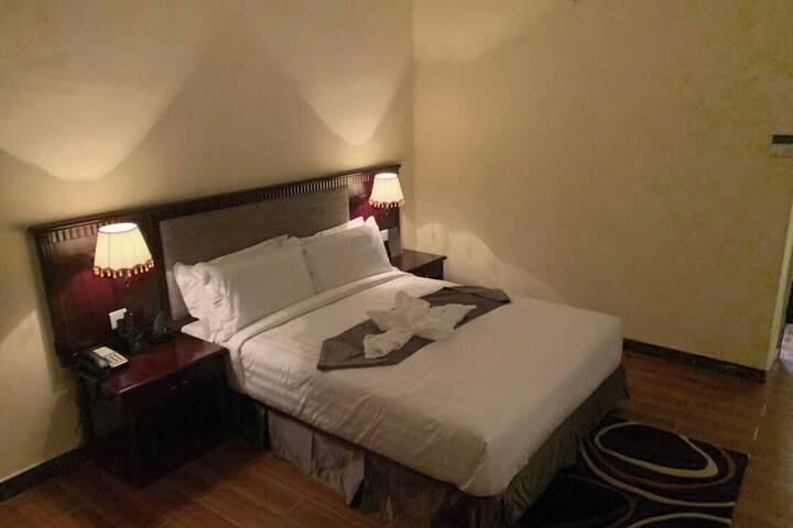Room 14 of 36
