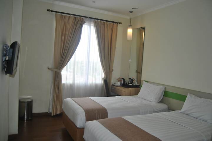 Room 13 of 47