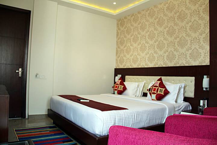 Room 14 of 54