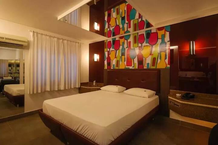 Room 15 of 37