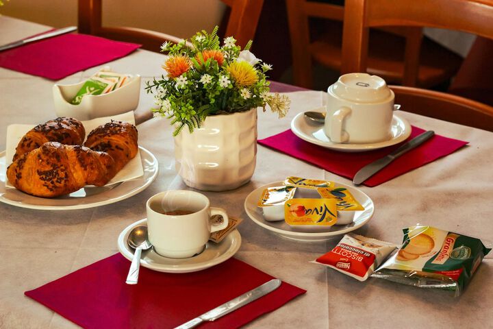 Dining 69 of 79