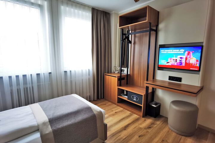 Room 41 of 69