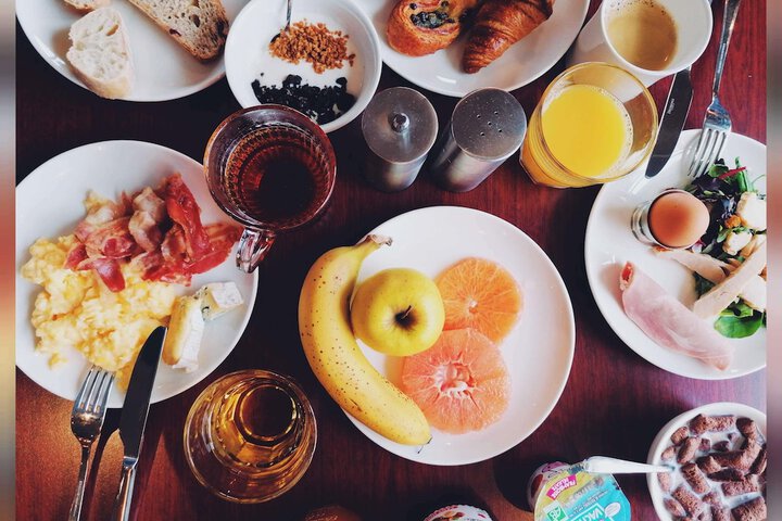 Breakfast/Coffee Service 33 of 68