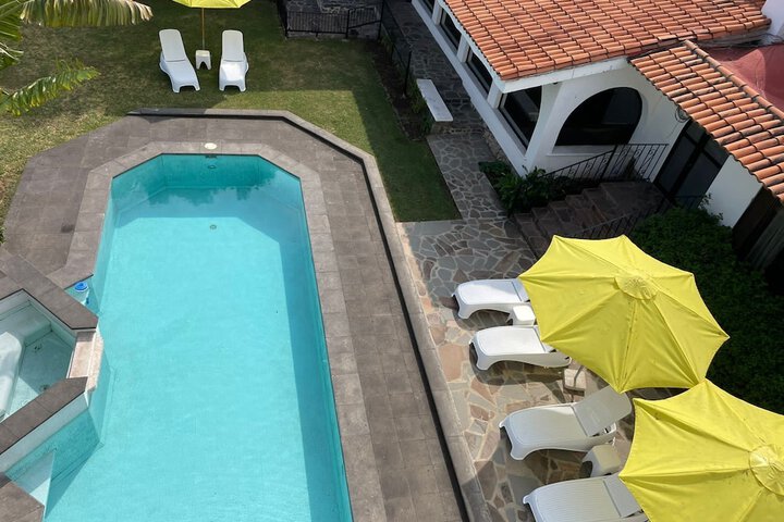 Pool 8 of 22