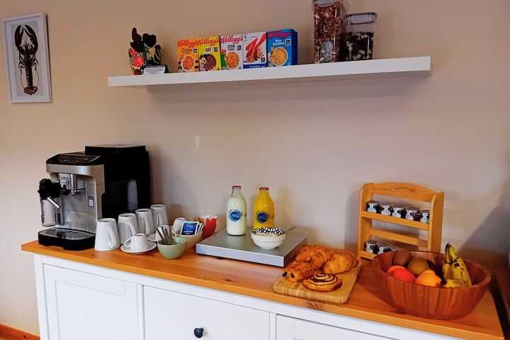 Breakfast/Coffee Service 23 of 28