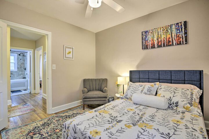 Bright Home w / Yard in Historic Fuquay-varina!
