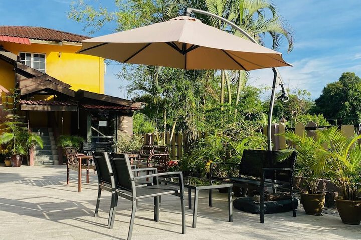 Terrace/Patio 18 of 22