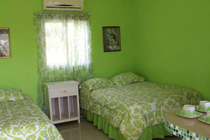 Room 7 of 9
